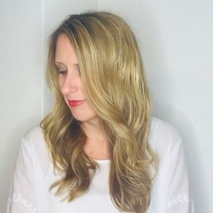 Meet your Posher, Angela